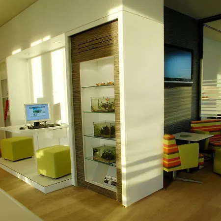 Otel Harry's Hart Bei &