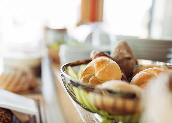 Harry's Hart Bei & Hotel 3*