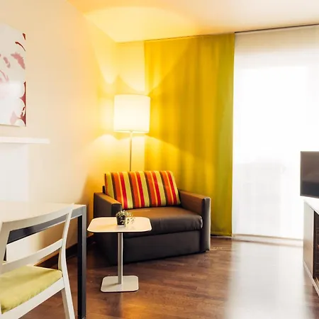 Otel Harry's Hart Bei &