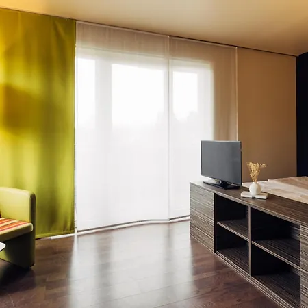 Harry's Hart Bei & Štýrský Hradec