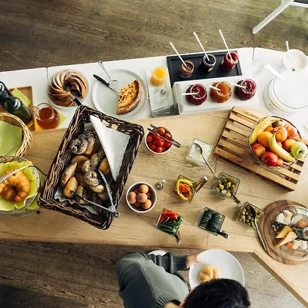 Harry's Hart Bei & Otel 3*