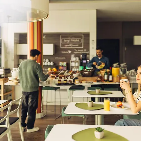 Harry's Hart Bei & Otel 3*