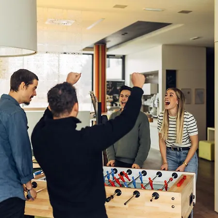 Otel Harry's Hart Bei &