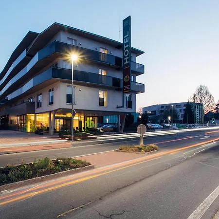 Hotel Harry's Hart Bei & 3*