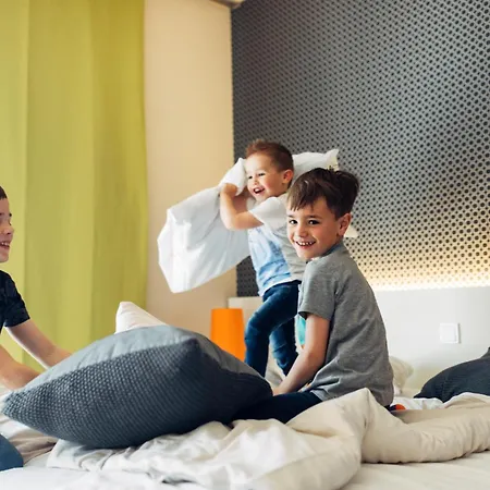 Hotel Harry's Hart Bei &