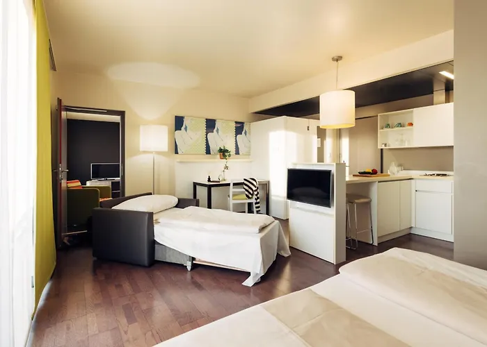 Hotel Harry's Hart Bei &