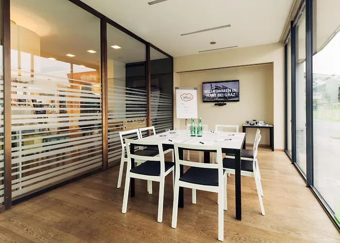 Harry's Hart Bei & Hotel