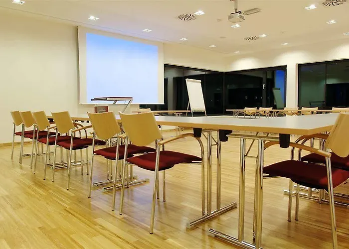 Hotel Harry's Hart Bei & 3*